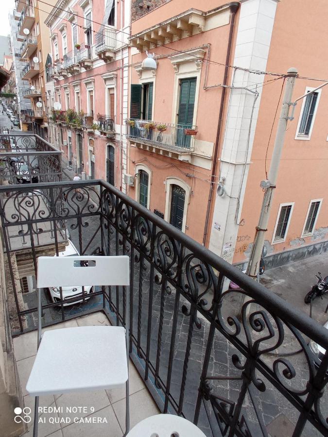 Nonna Graziella Apartment คาตาเนีย ภายนอก รูปภาพ