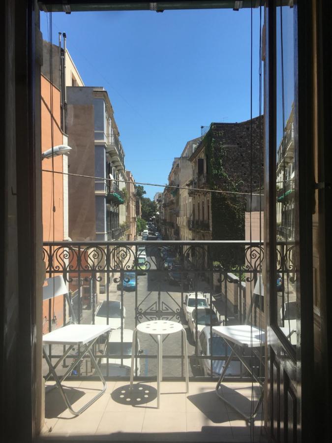 Nonna Graziella Apartment คาตาเนีย ภายนอก รูปภาพ