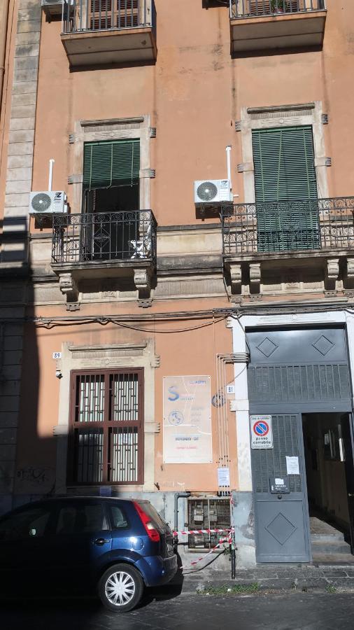 Nonna Graziella Apartment คาตาเนีย ภายนอก รูปภาพ
