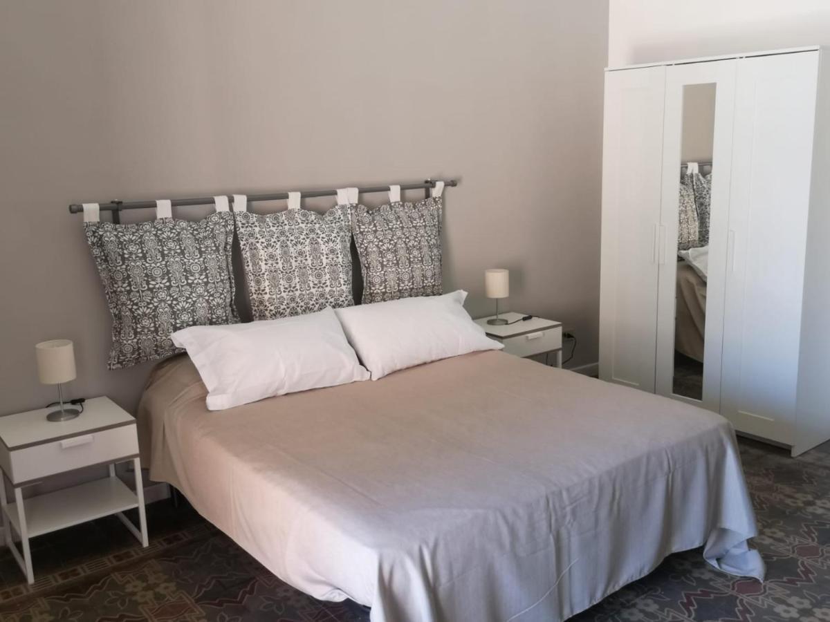Nonna Graziella Apartment คาตาเนีย ภายนอก รูปภาพ