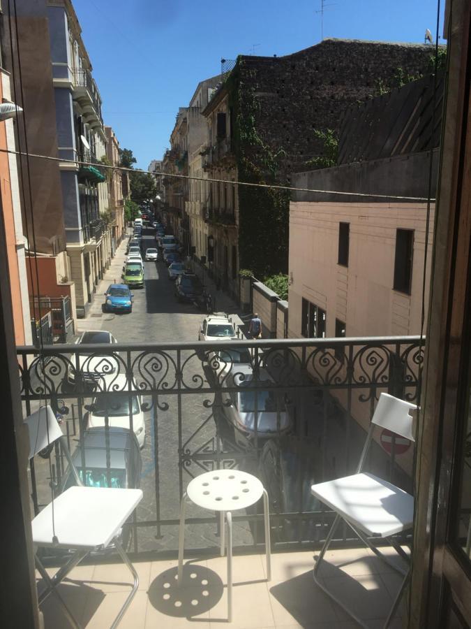 Nonna Graziella Apartment คาตาเนีย ภายนอก รูปภาพ